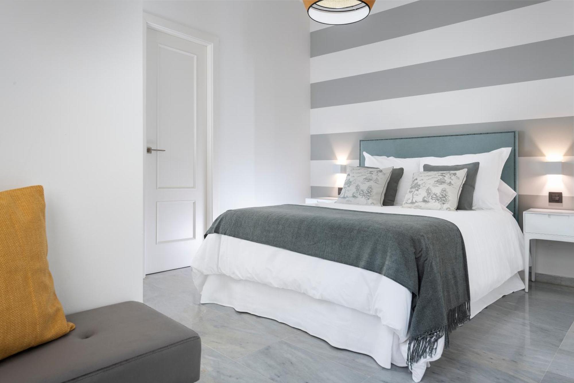 Magno Apartments Alvarez Quintero Sevilla Bagian luar foto